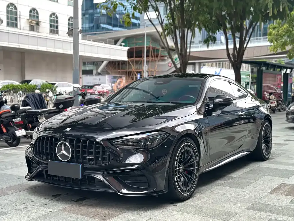 Mercedes-Benz CLE AMG — фото 1