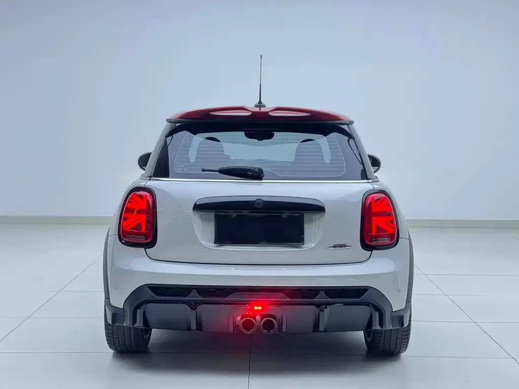 MINI JCW (John Cooper Works) — фото 2