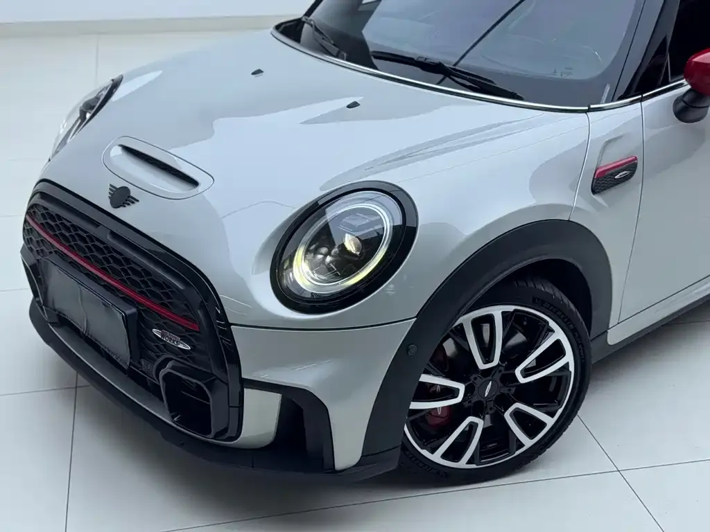 MINI JCW (John Cooper Works) — фото 9