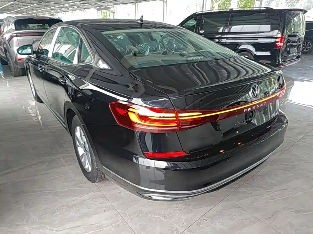Volkswagen 帕萨特插电混动 — фото 8