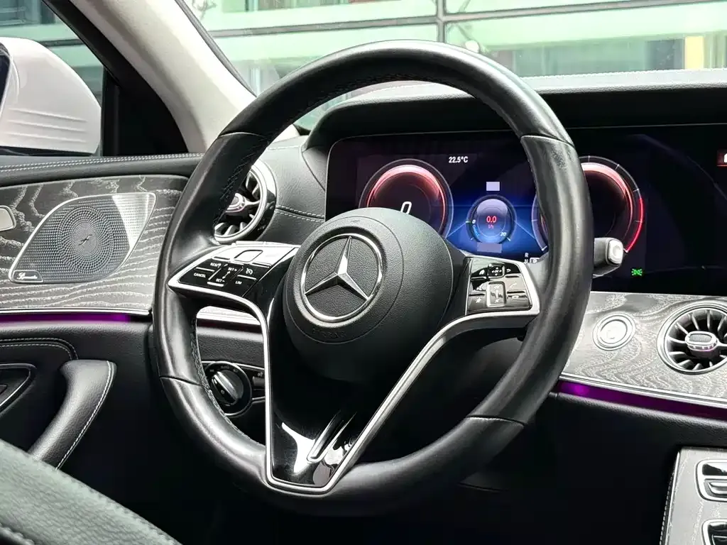 Mercedes-Benz CLS — фото 3