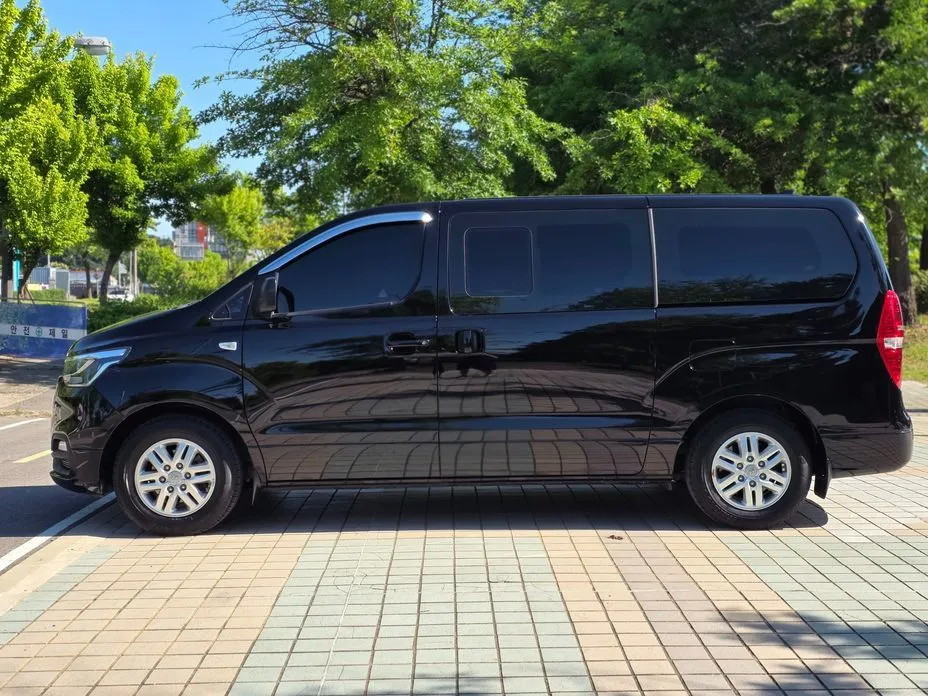 Hyundai Starex — фото 10