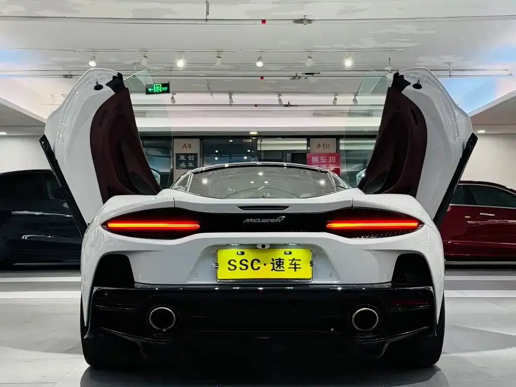 McLaren GT — фото 2