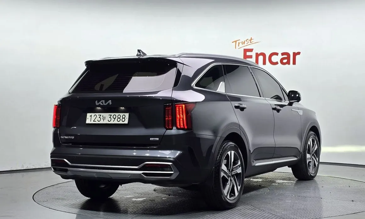 Kia Sorento — фото 3