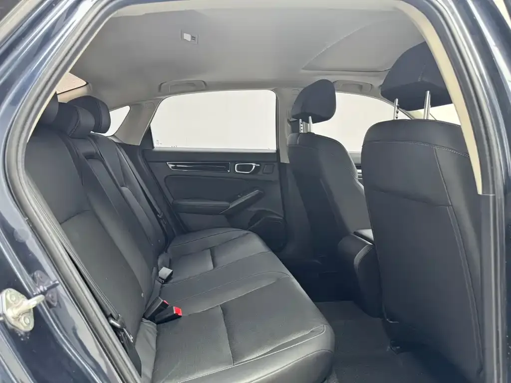 Honda Civic — фото 7