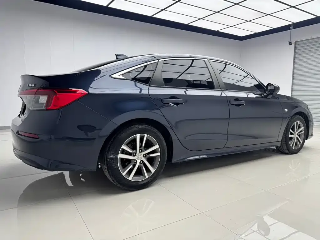 Honda Civic — фото 9