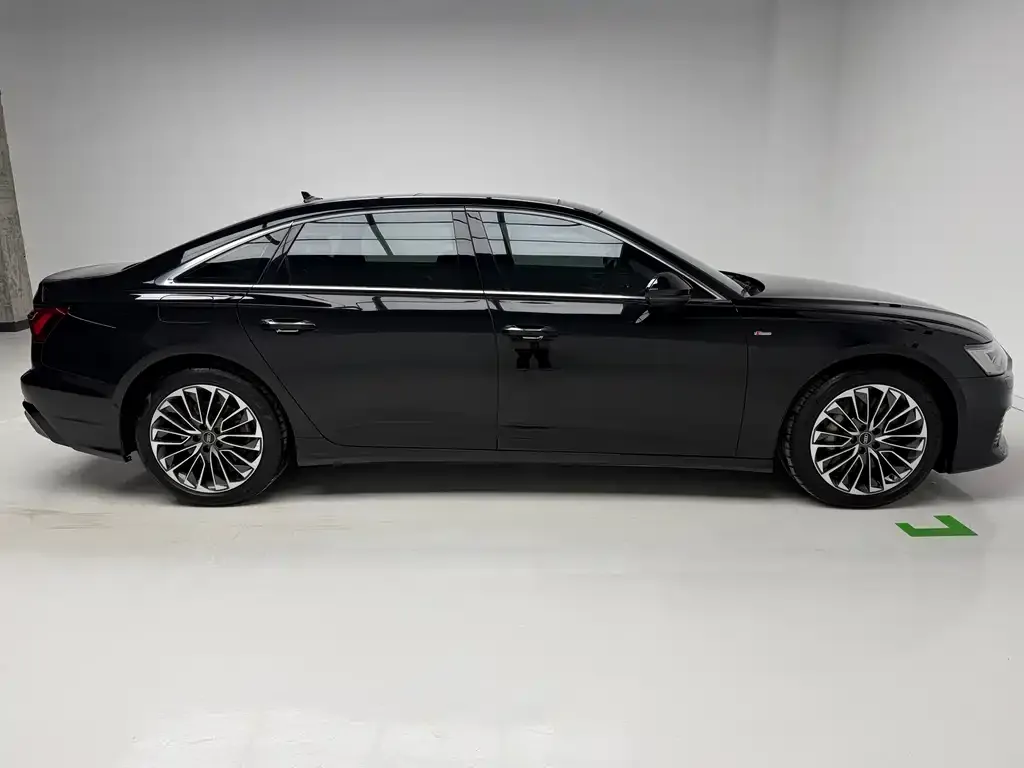 Audi A6L New Energy — фото 9