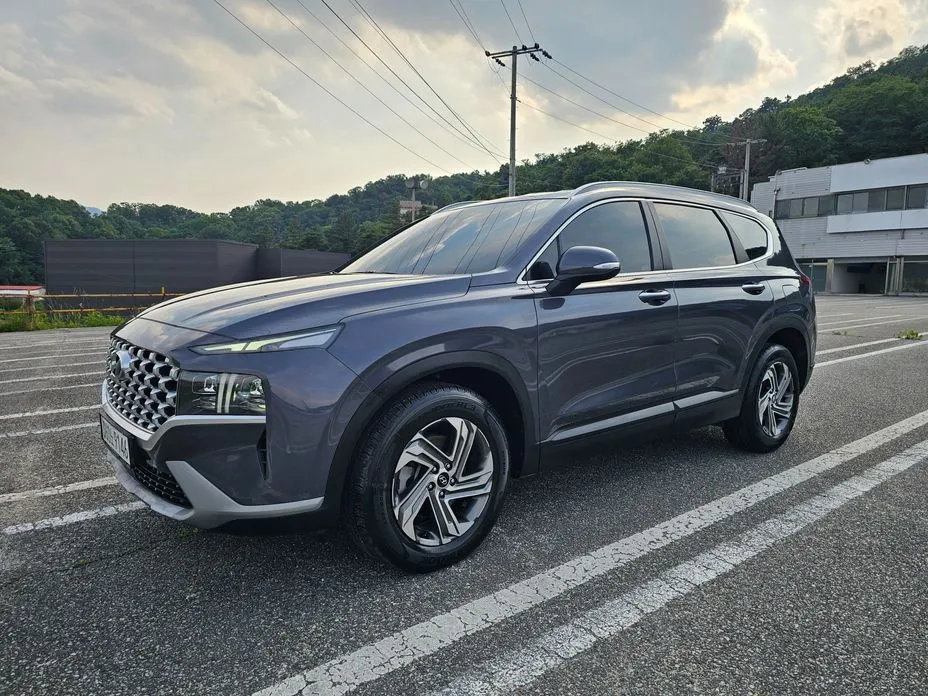 Hyundai Santafe — фото 1