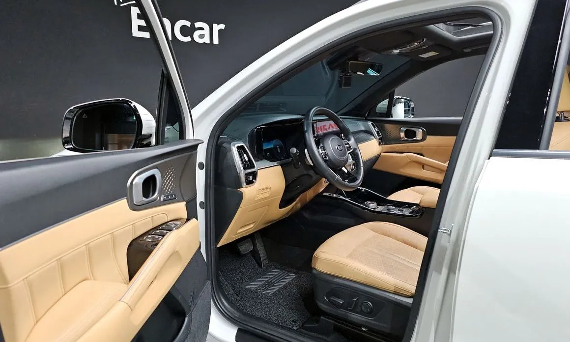 Kia Sorento — фото 10