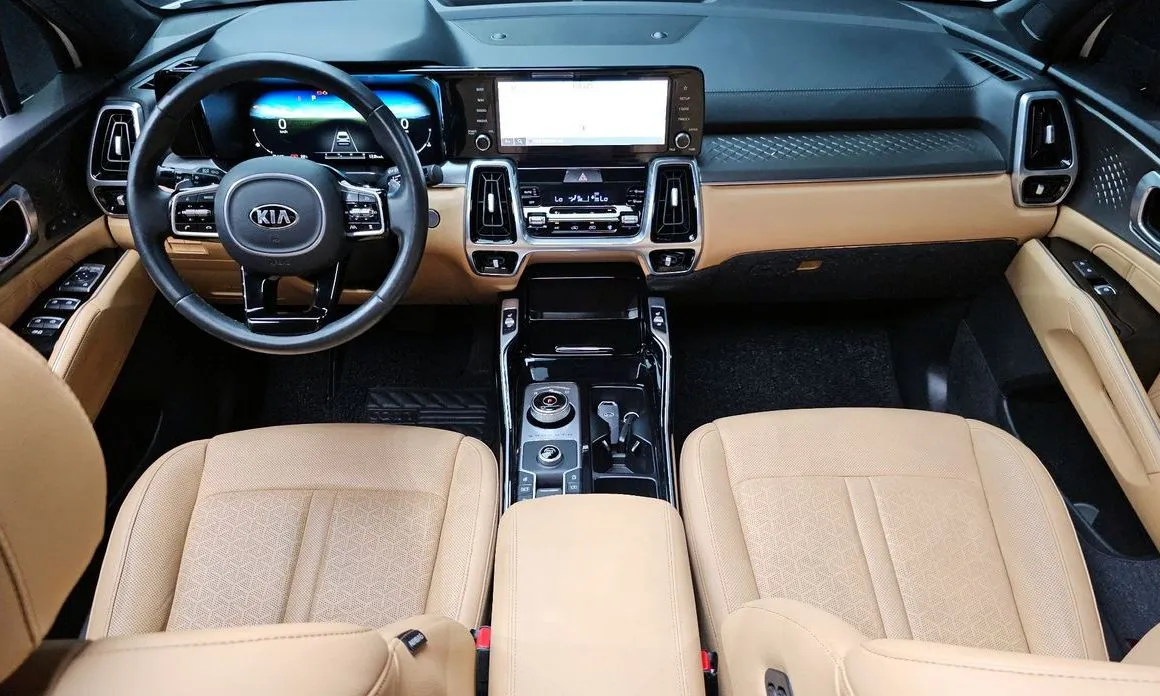 Kia Sorento — фото 9