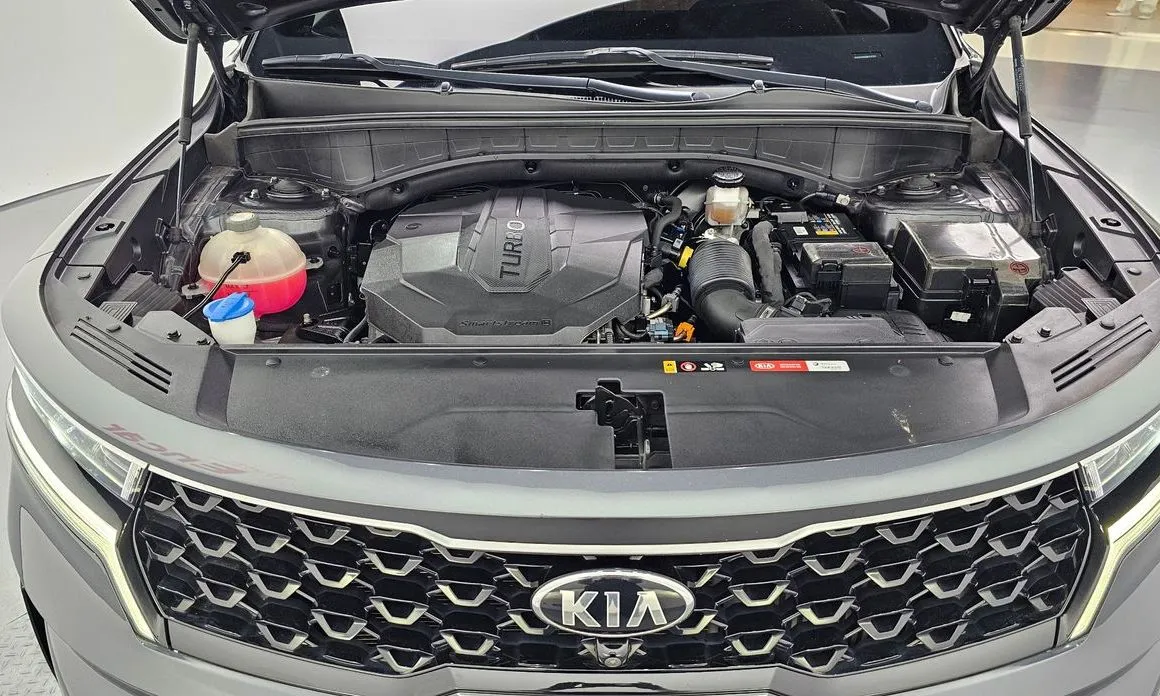 Kia Sorento — фото 10