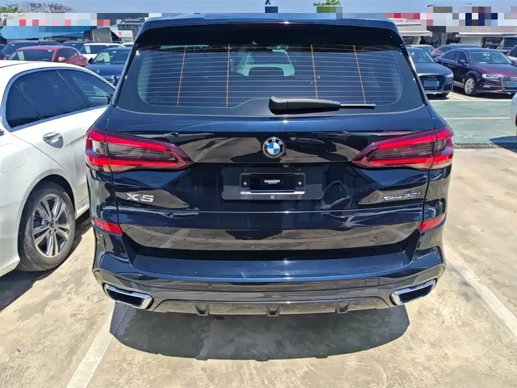 BMW X5 (Import) — фото 2