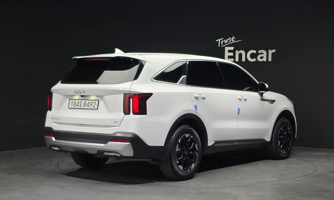Kia Sorento — фото 5