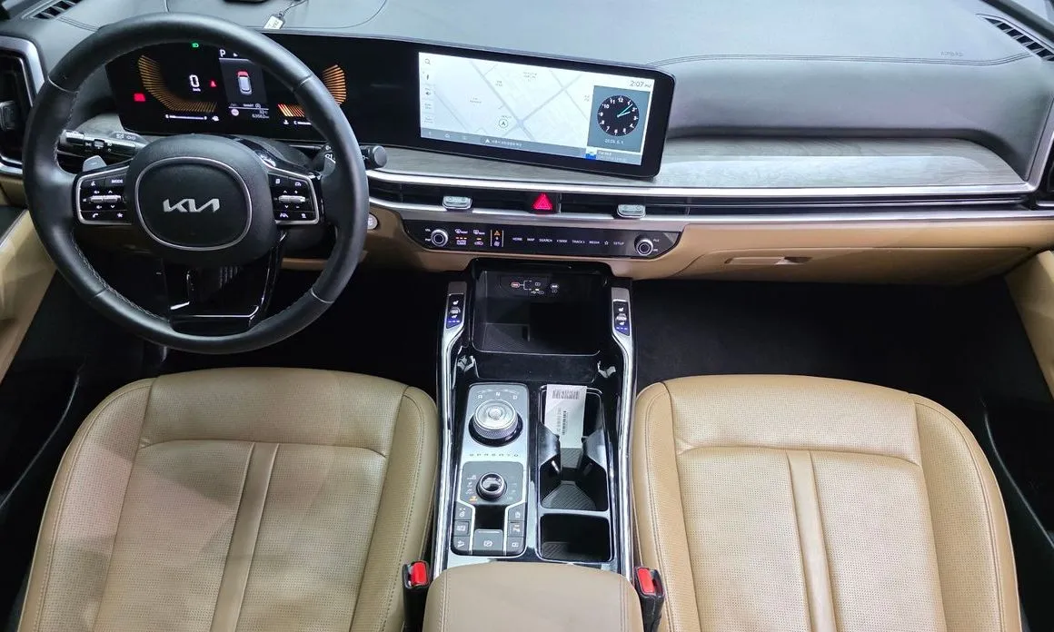 Kia Sorento — фото 8