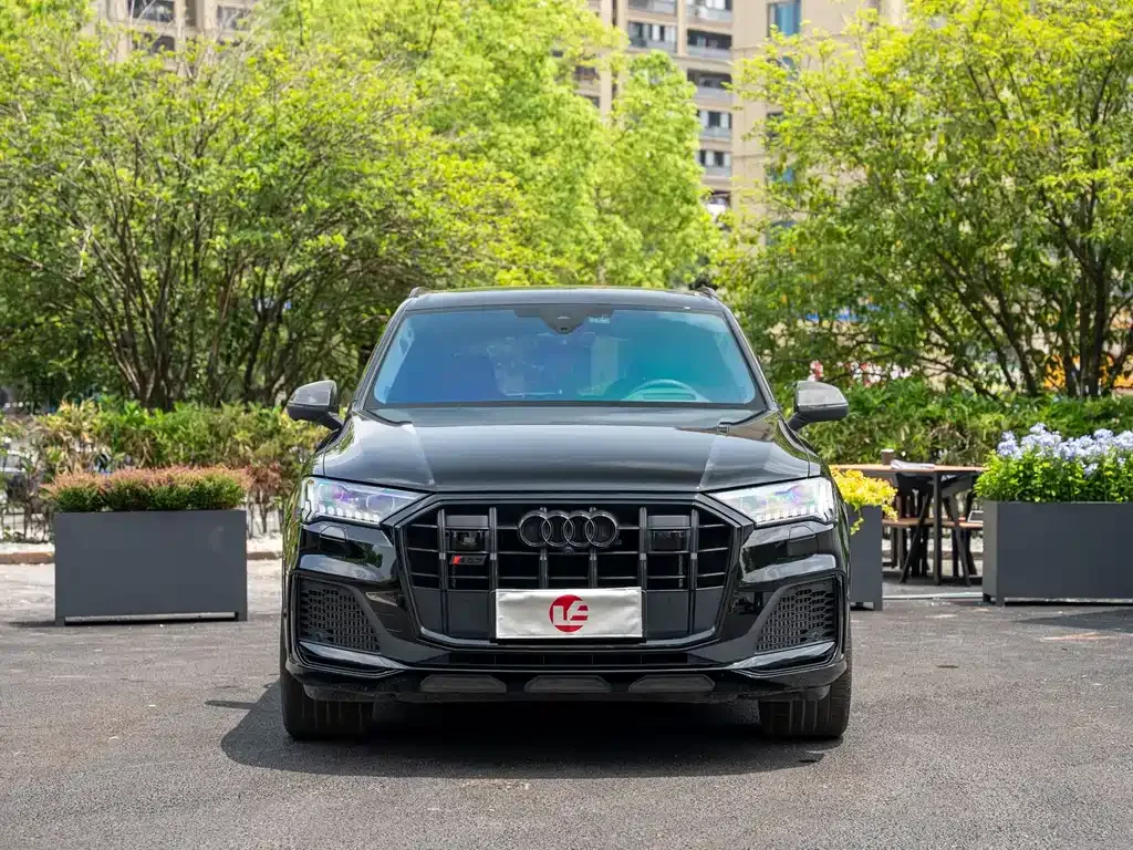 Audi SQ7 — фото 7