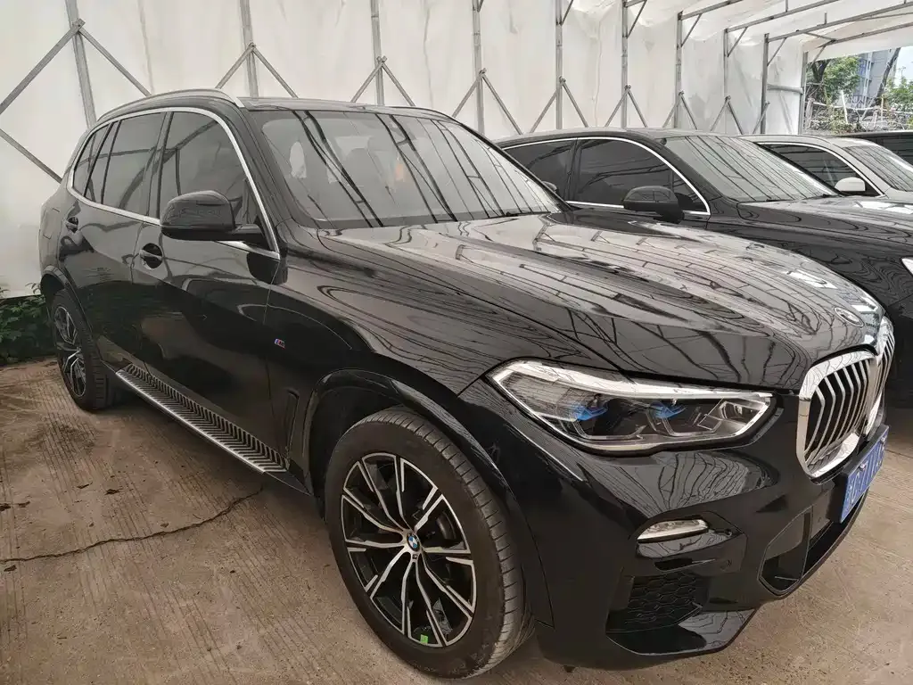 BMW X5 (Import) — фото 3