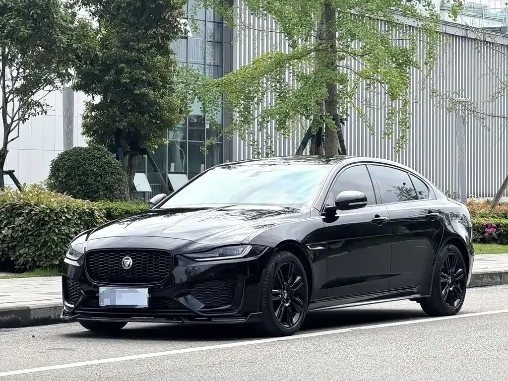 Jaguar XEL — фото 1