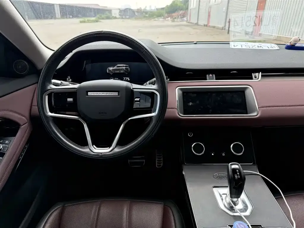 Land Rover Evoque PHEV — фото 9