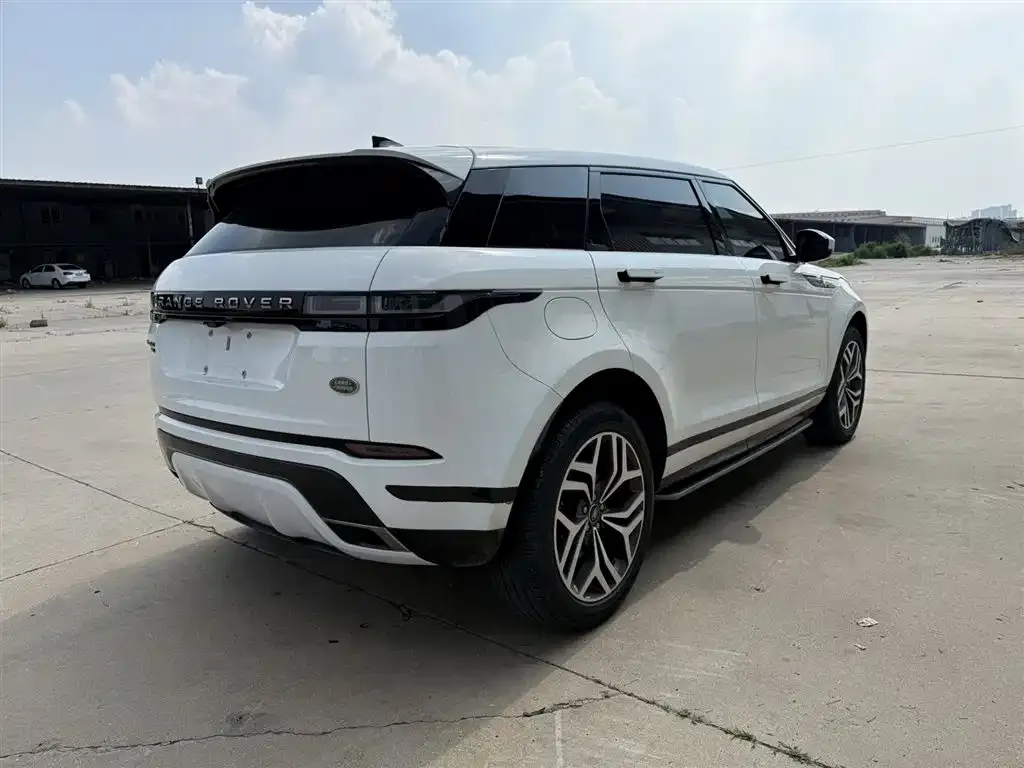 Land Rover Evoque PHEV — фото 7