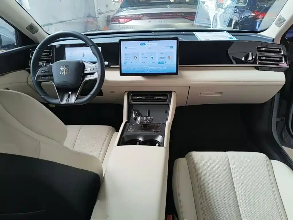 BYD Qin L — фото 4
