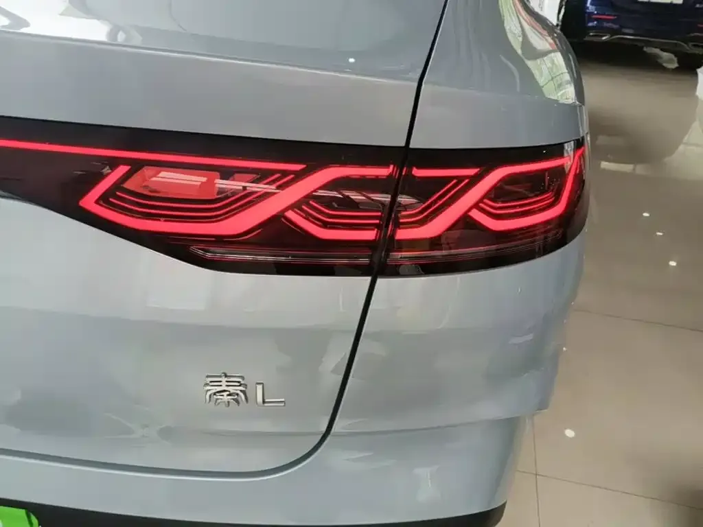 BYD Qin L — фото 2