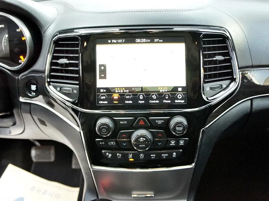 Jeep Cherokee — фото 2