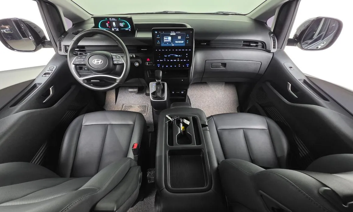 Hyundai Staria — фото 3