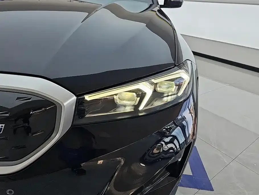 BMW i3 — фото 3