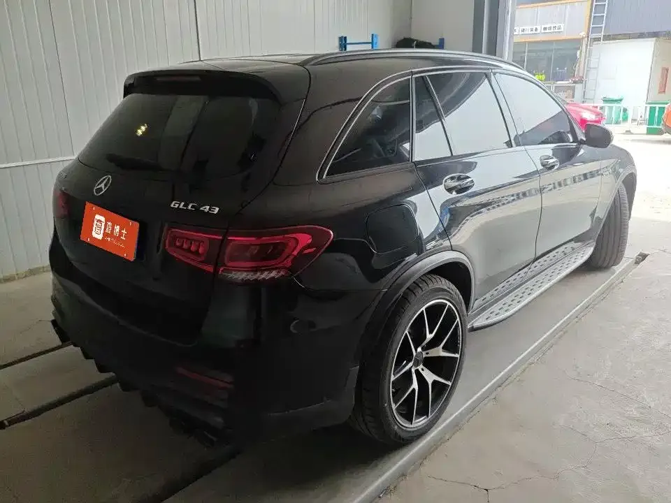 Mercedes-Benz GLC AMG — фото 8