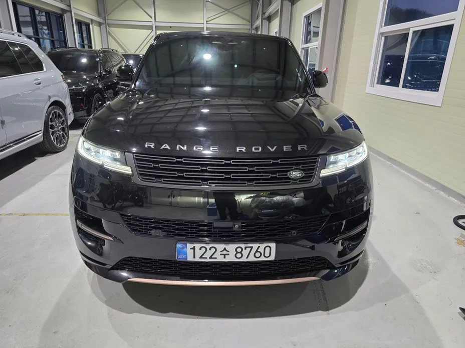 Land Rover Range Rover Sport — фото 1