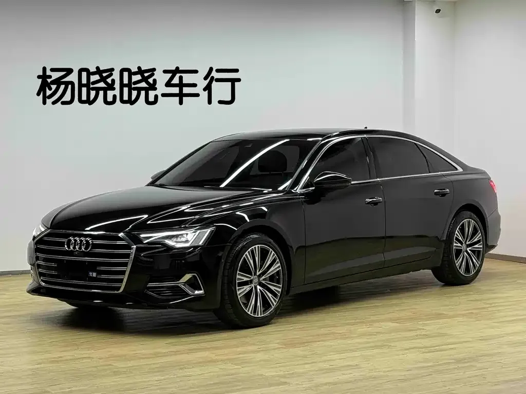 Audi A6L — фото 1