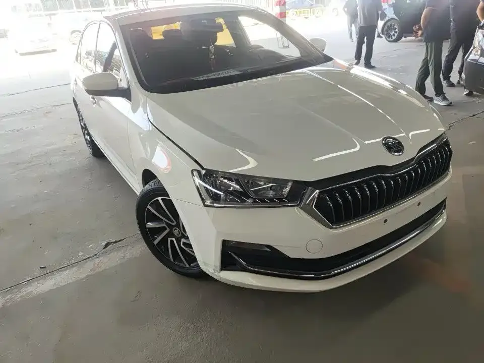 Skoda Rapid — фото 7