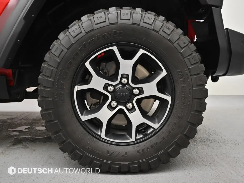 Jeep Wrangler — фото 9