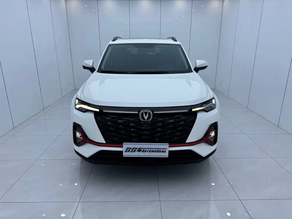 Changan CS35PLUS — фото 2