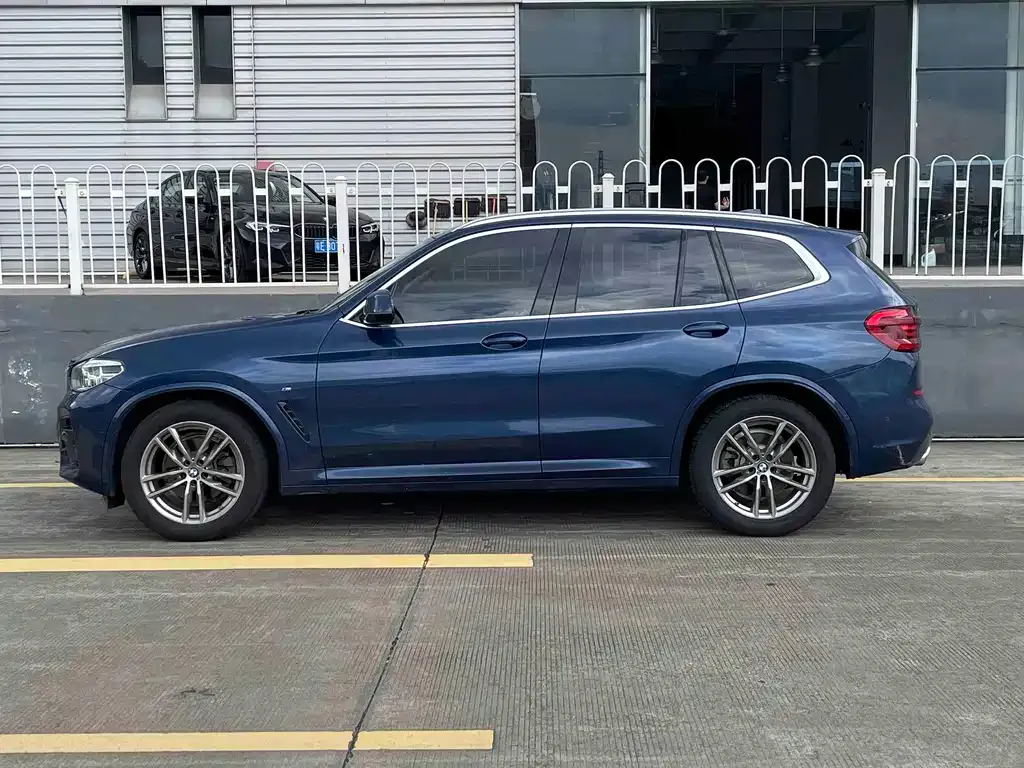 BMW X3 — фото 2