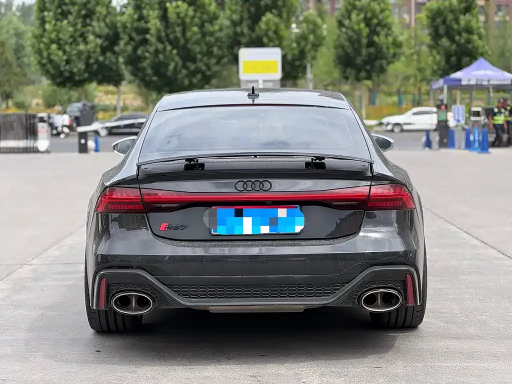 Audi S7 — фото 6