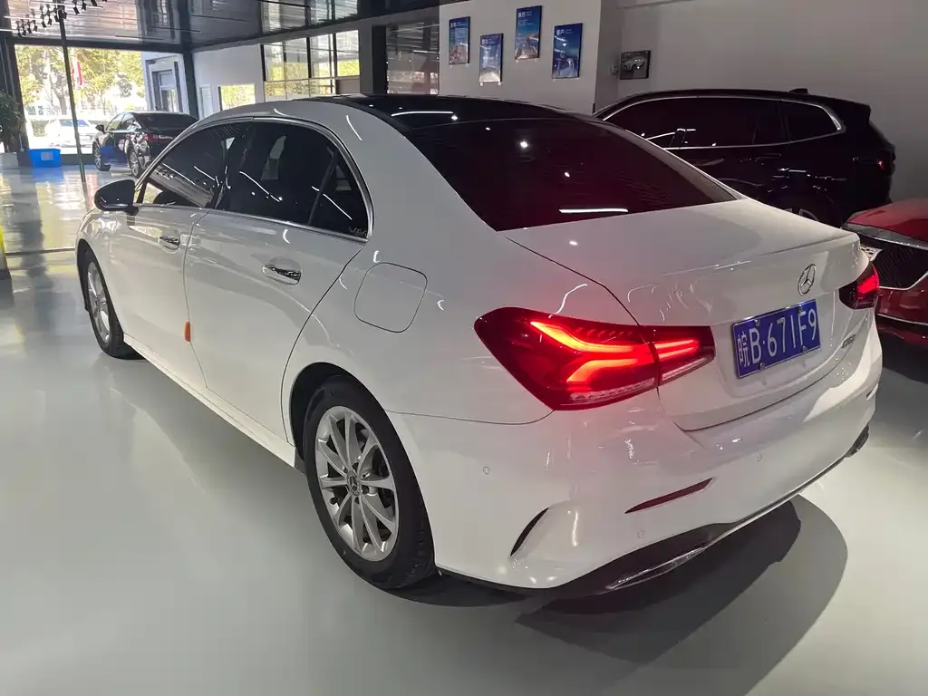 Mercedes-Benz A-Class — фото 5