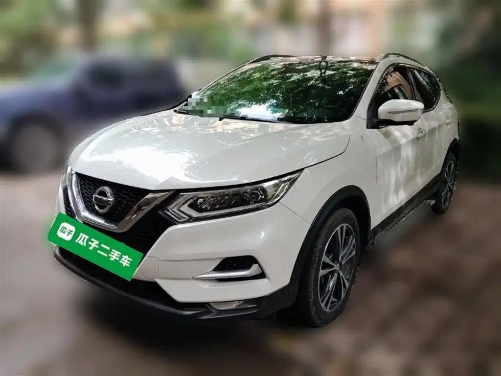 Nissan Qashqai — фото 9