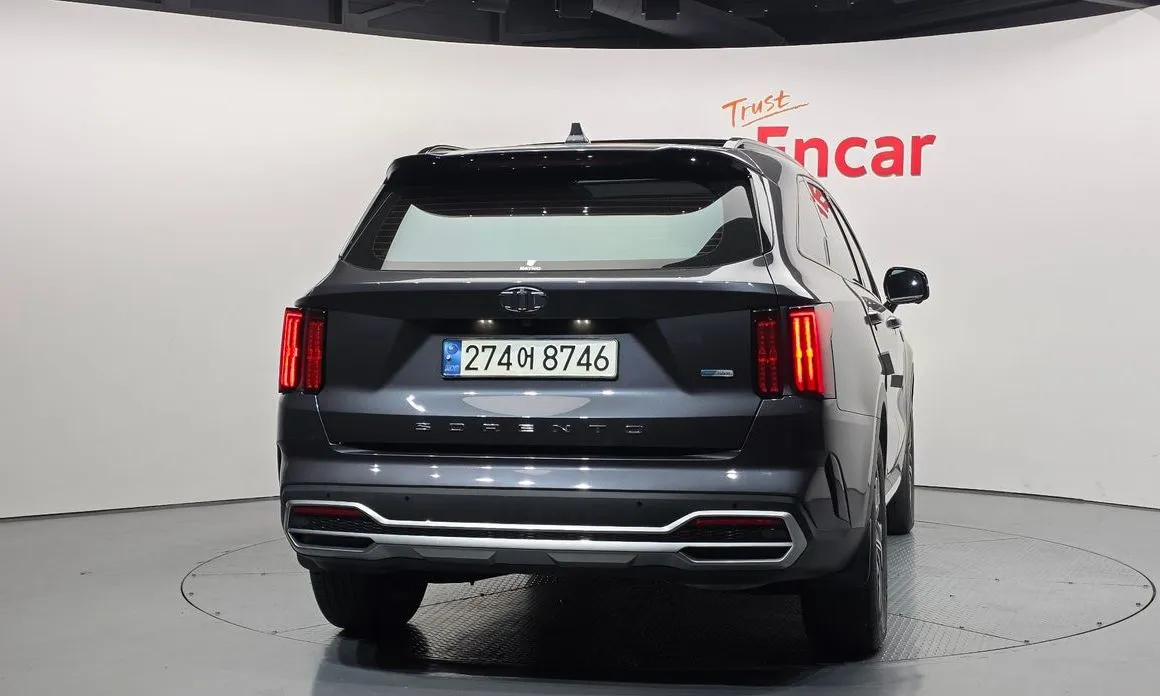 Kia Sorento — фото 4