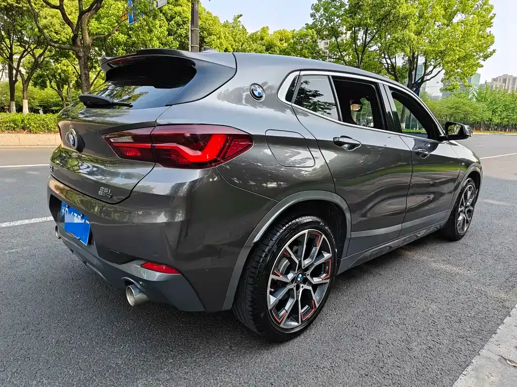 BMW X2 — фото 9