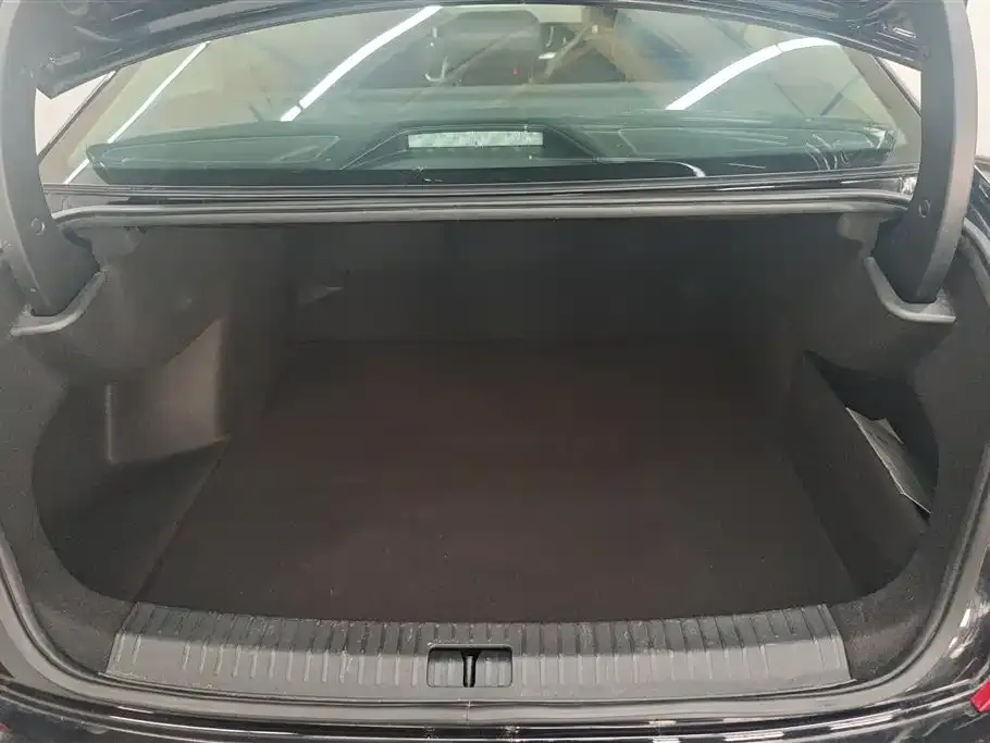 Volkswagen Passat — фото 5