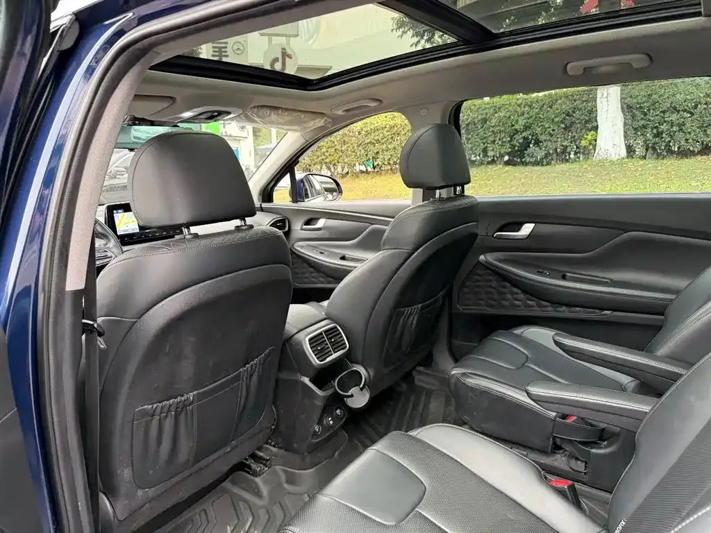 Hyundai Santa Fe — фото 2