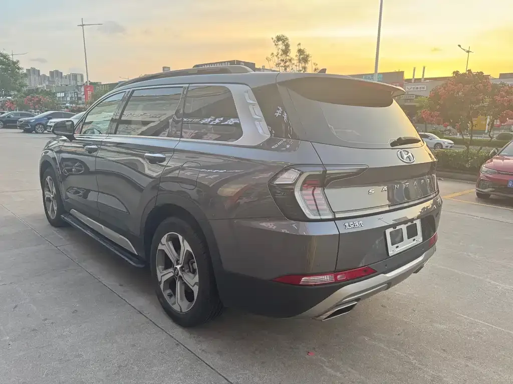 Hyundai Santa Fe — фото 4