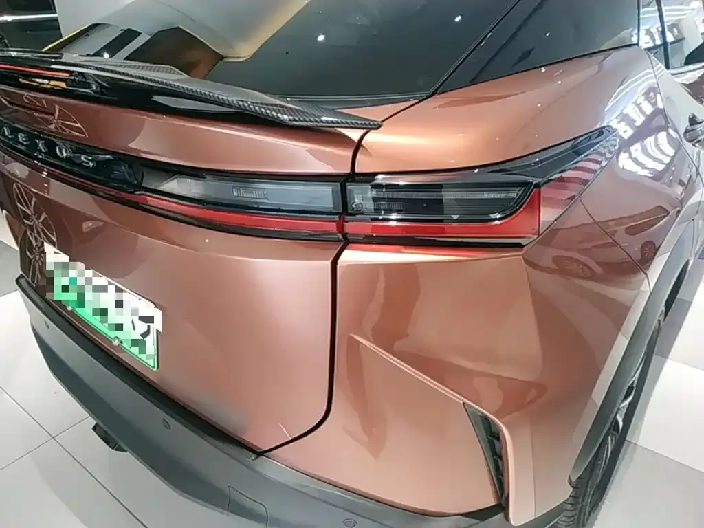 Lexus RZ — фото 9
