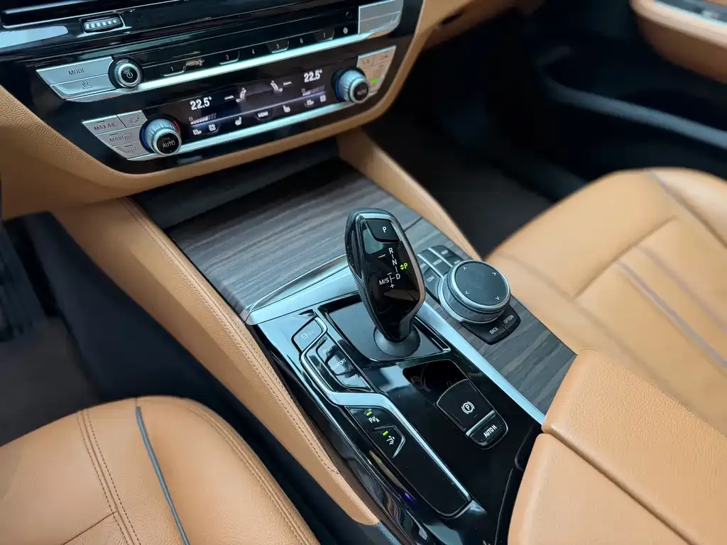 BMW 6 Series GT — фото 2