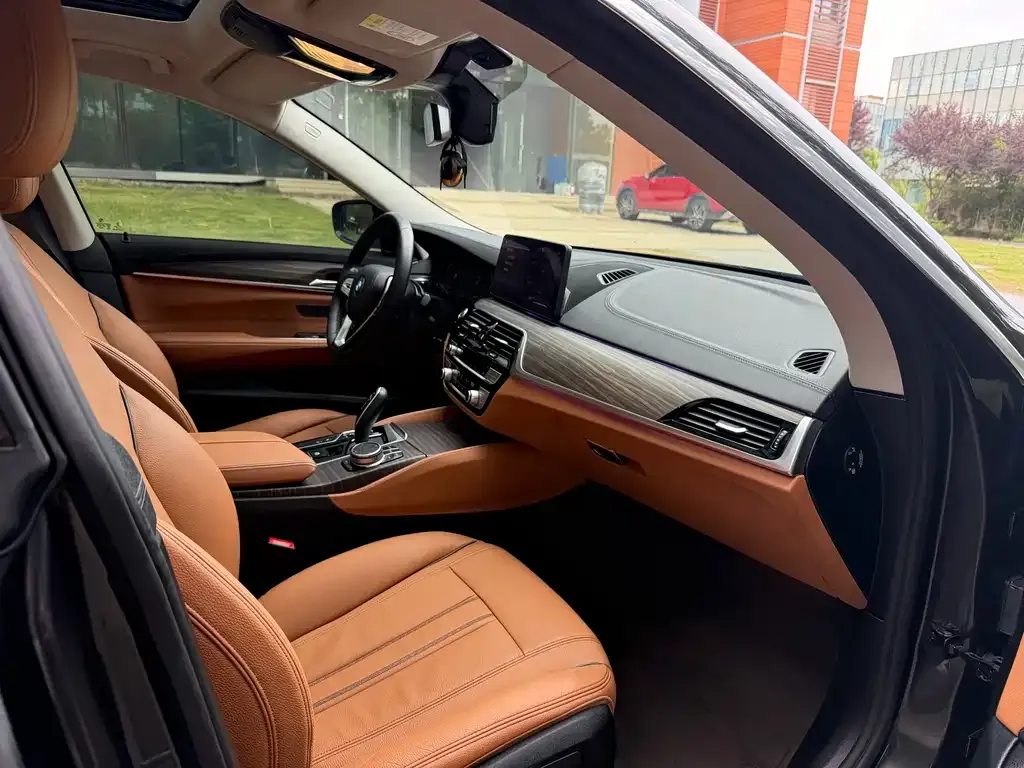 BMW 6 Series GT — фото 4