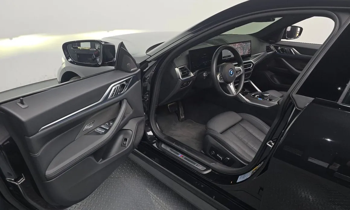 BMW i4 — фото 5