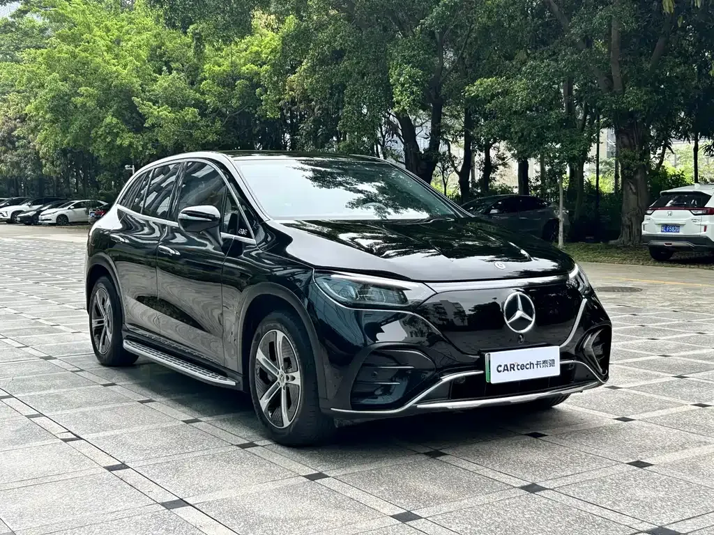 Mercedes-Benz EQE SUV — фото 5