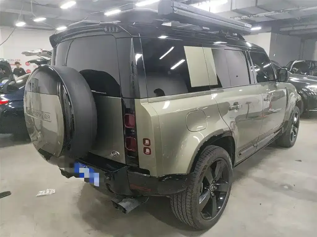 Land Rover Defender — фото 5