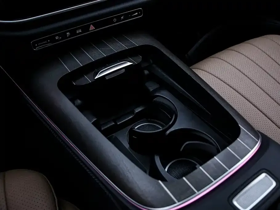 Mercedes-Benz E-Class New Energy — фото 7